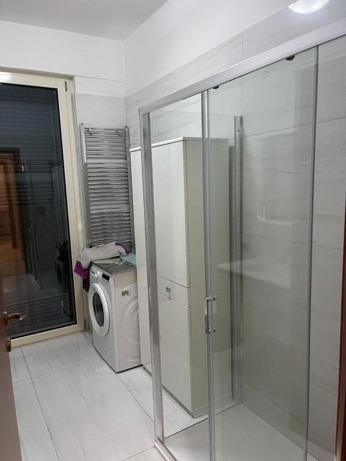 Appartamento Privato A Piacenza Con 3 Camere Matrimoniali 외부 사진